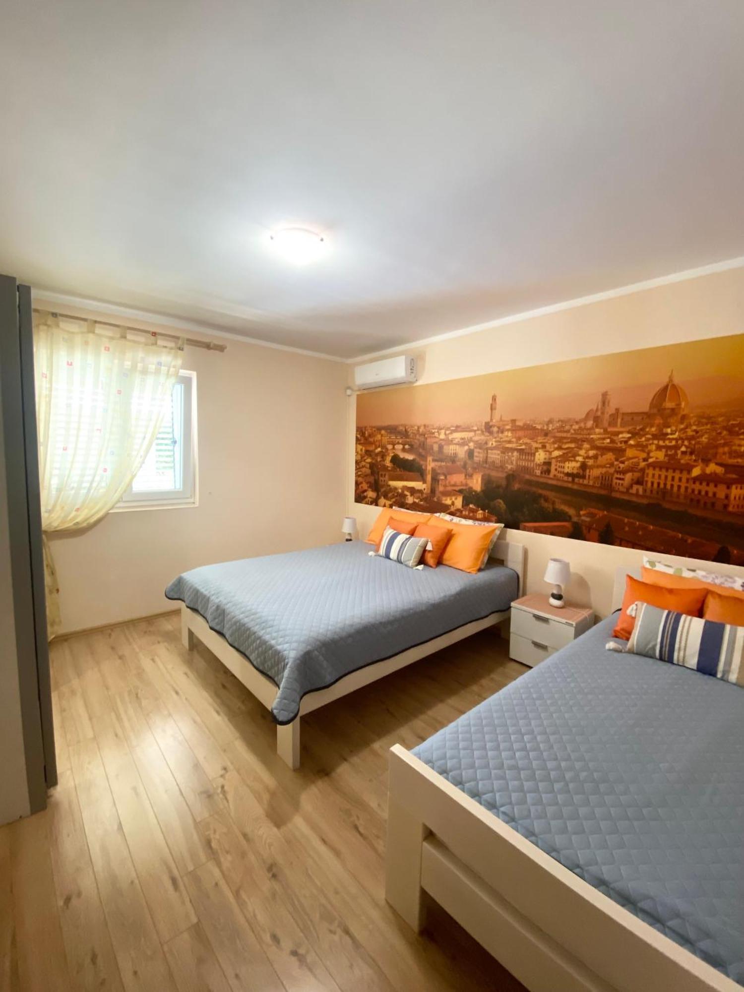 Apartments Villa Viktoria Tivat Exteriér fotografie