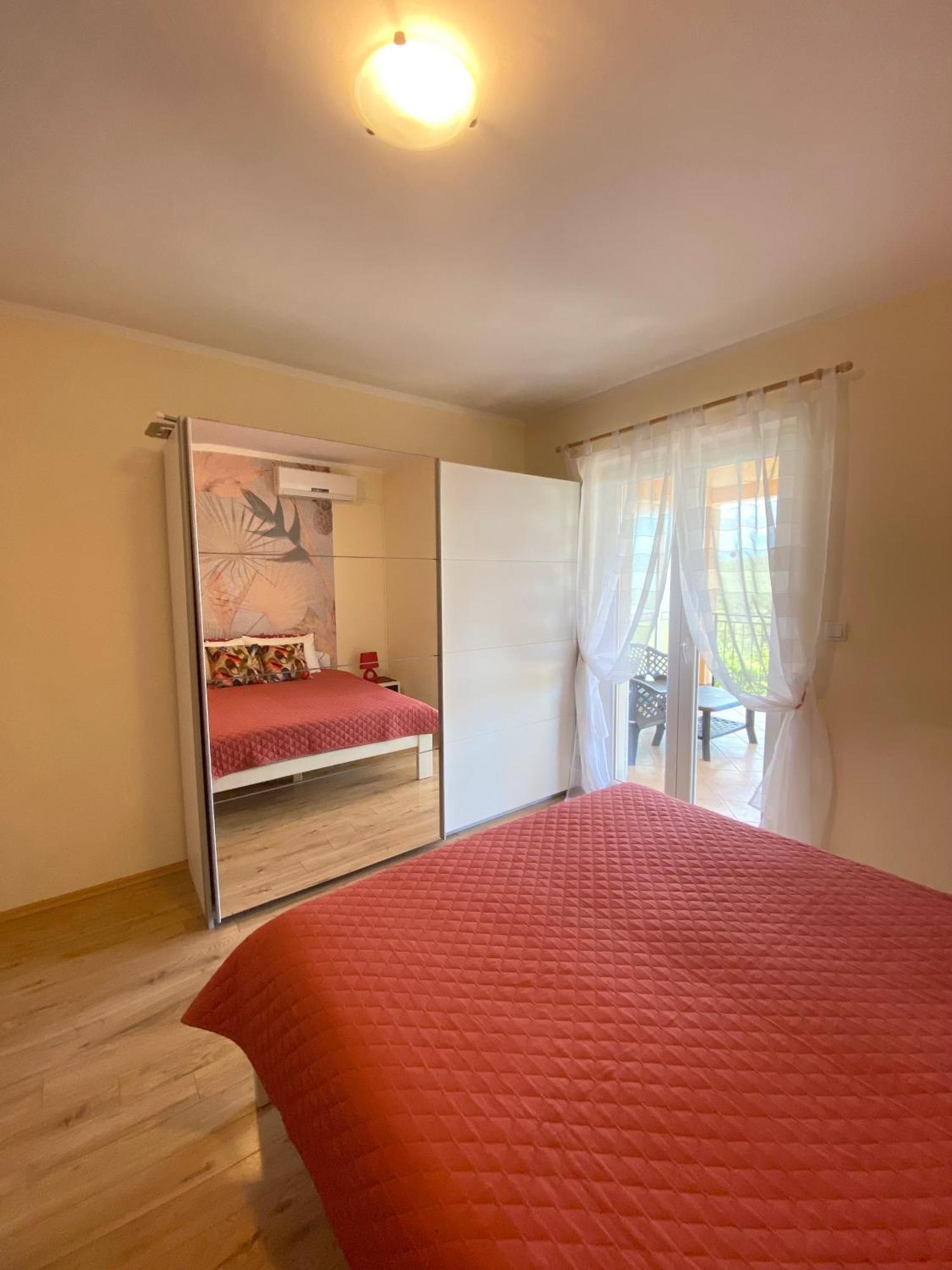 Apartments Villa Viktoria Tivat Exteriér fotografie
