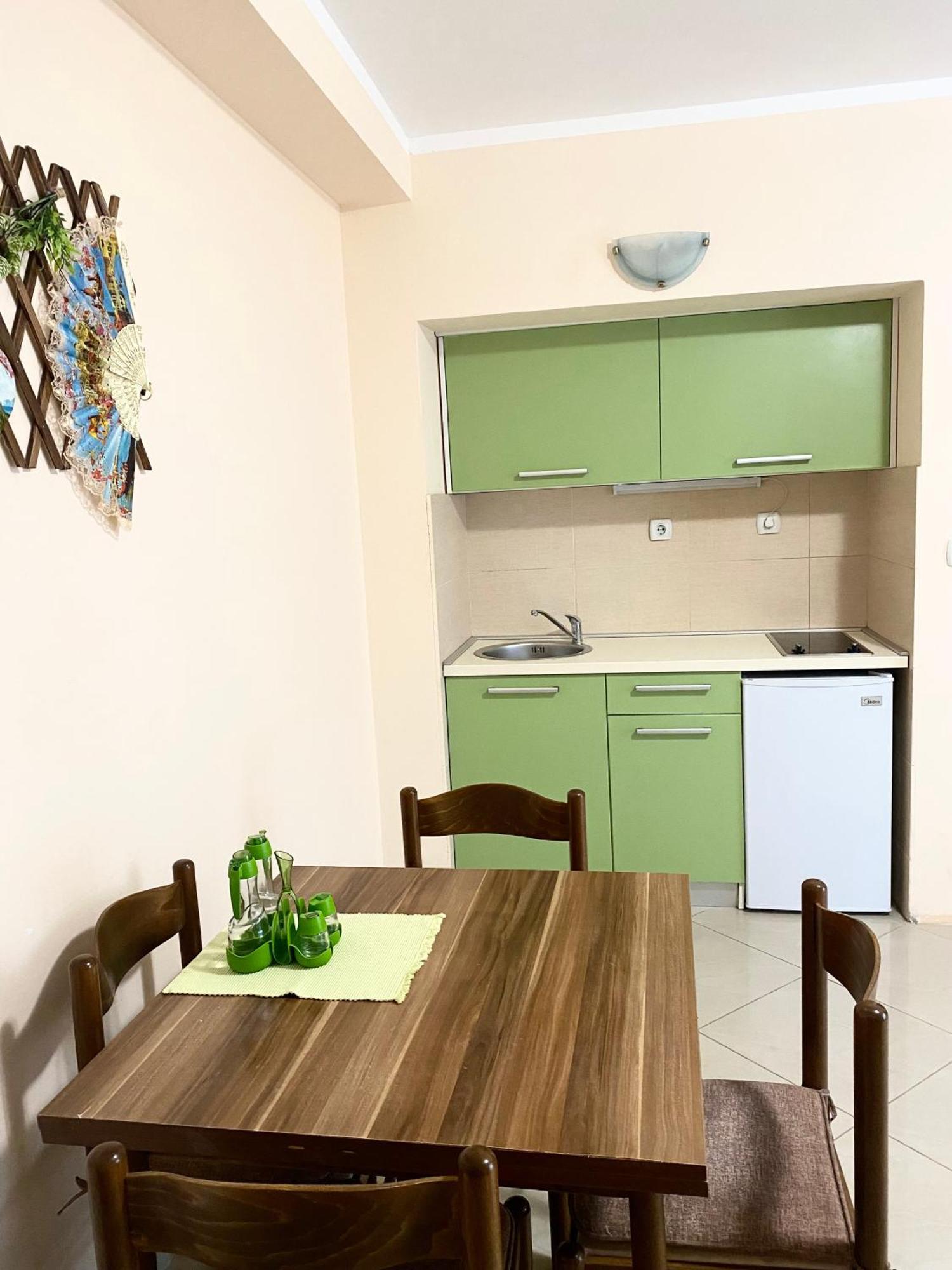 Apartments Villa Viktoria Tivat Exteriér fotografie