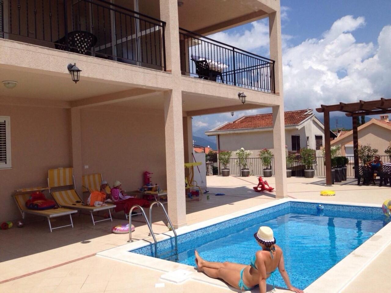 Apartments Villa Viktoria Tivat Exteriér fotografie
