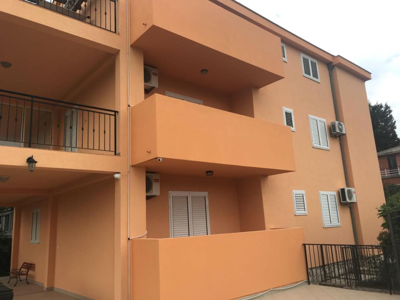 Apartments Villa Viktoria Tivat Exteriér fotografie