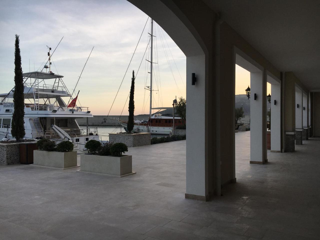 Apartments Villa Viktoria Tivat Exteriér fotografie