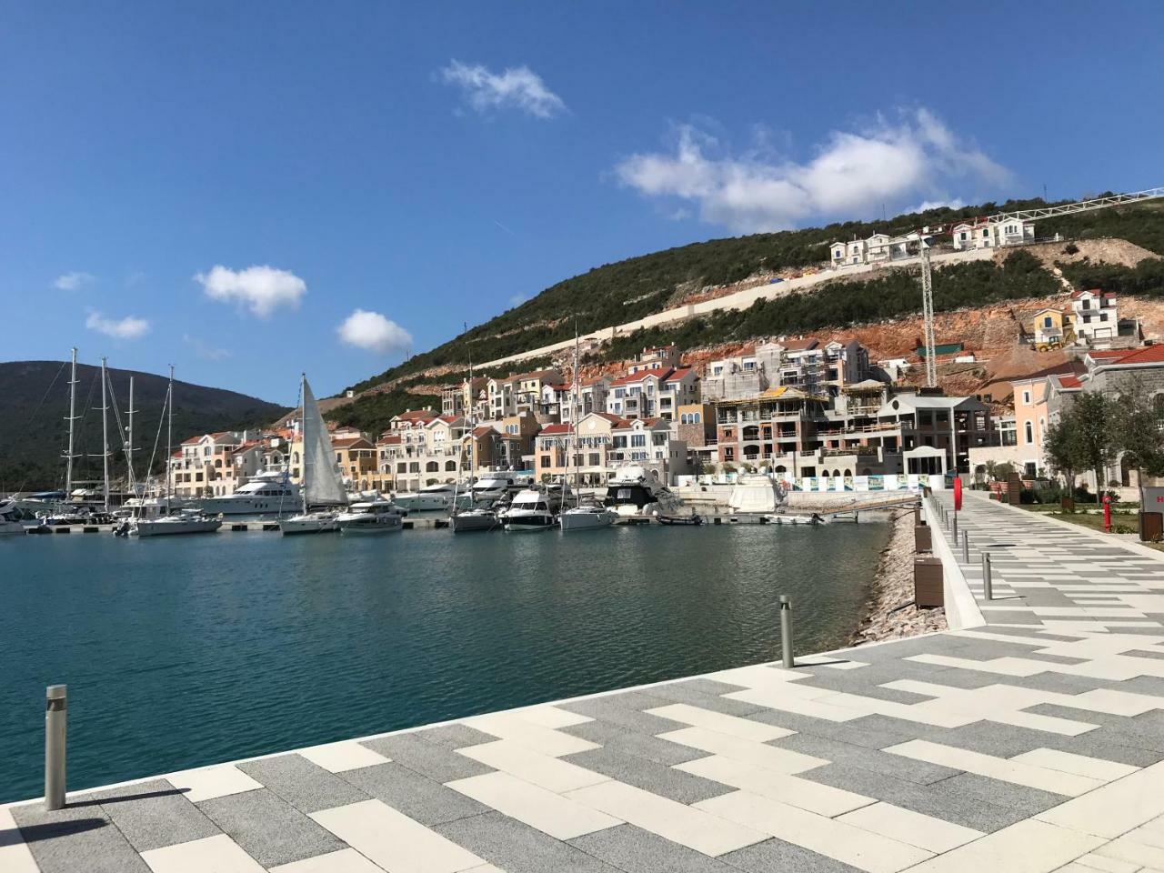 Apartments Villa Viktoria Tivat Exteriér fotografie