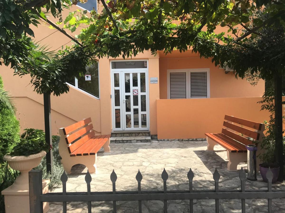 Apartments Villa Viktoria Tivat Exteriér fotografie
